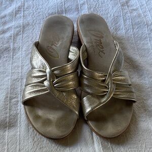 Onex Metallic Gold Knot-Front Slide Mules
